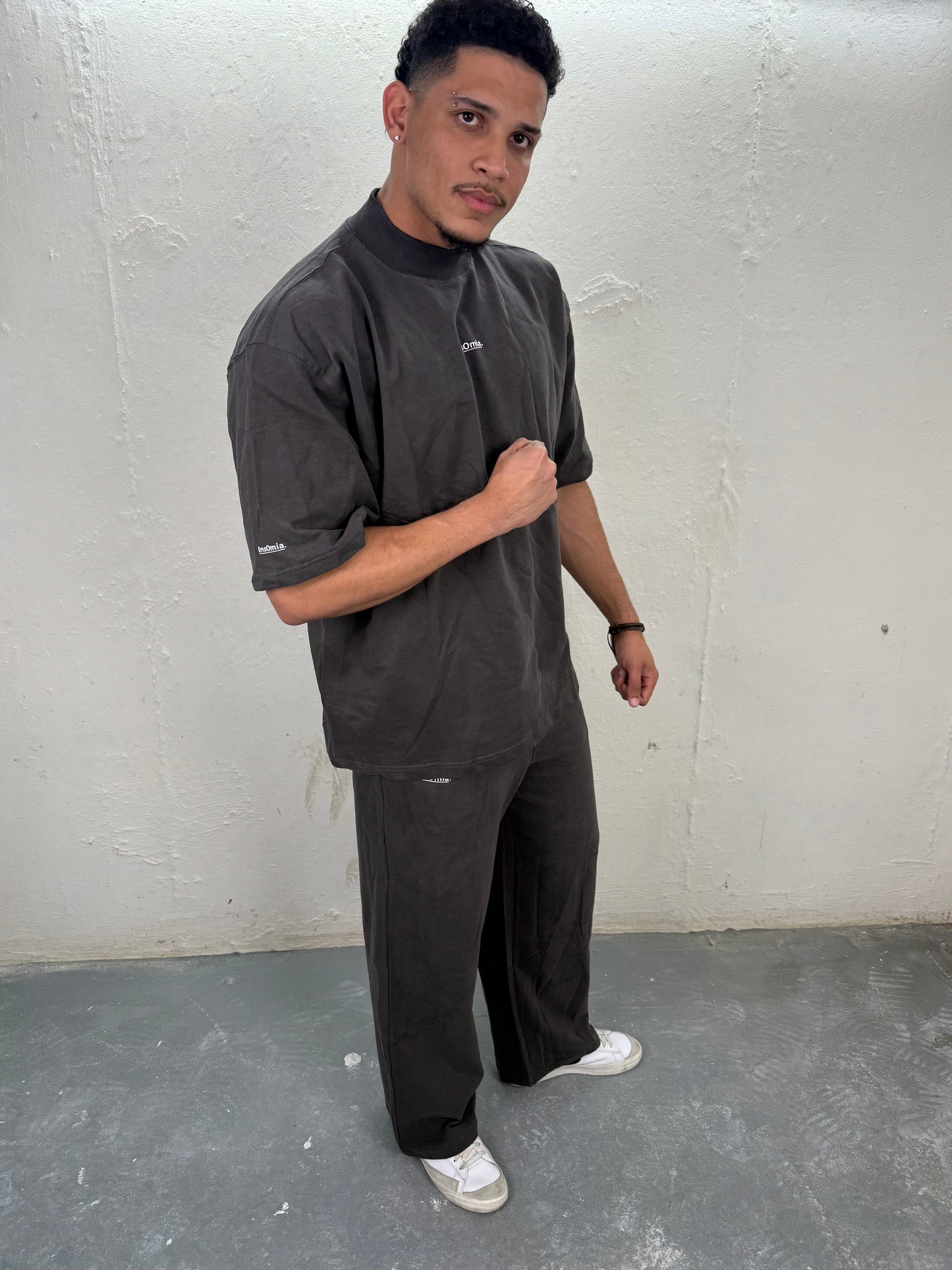 InsOmia Oversized Boxy Tee and Oversized Sweatpants