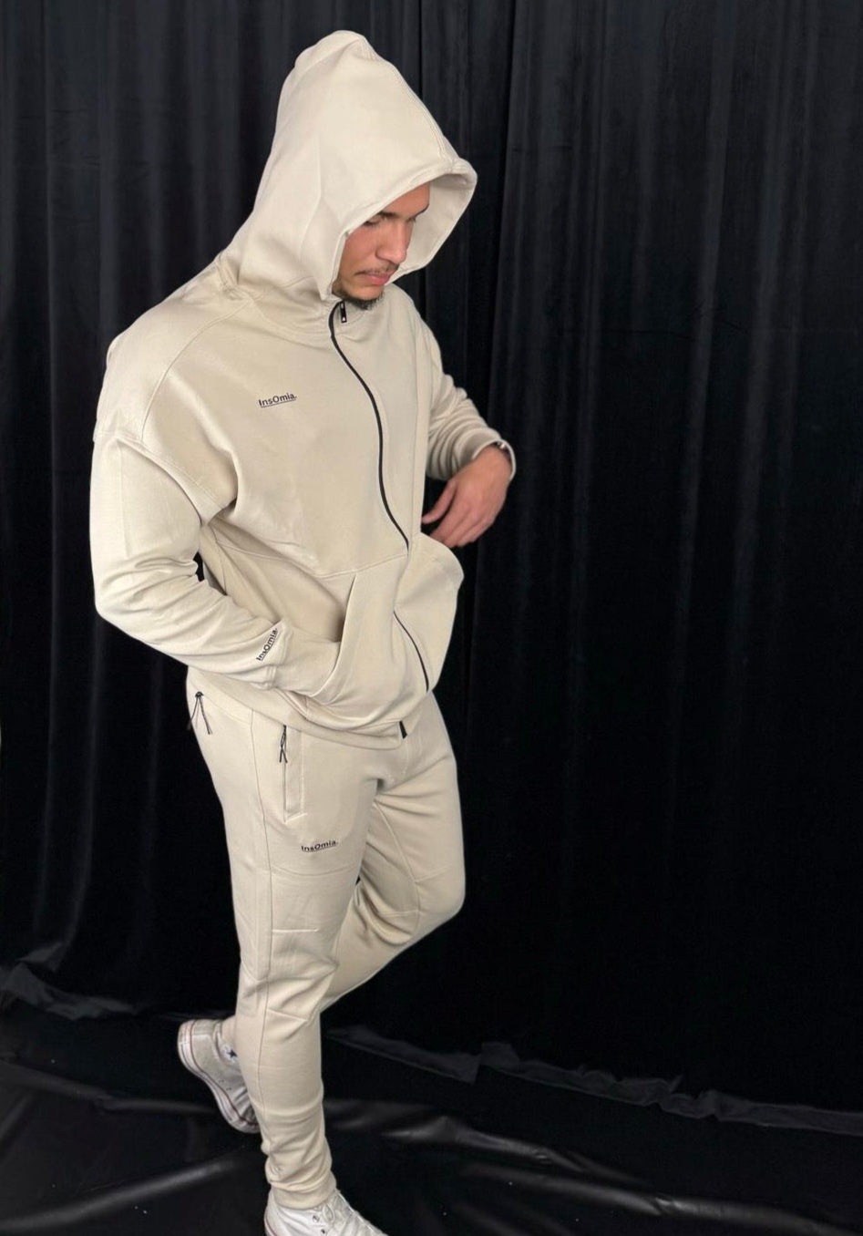 InsOmia Premium Signature Tracksuit – Comfort Meets Style