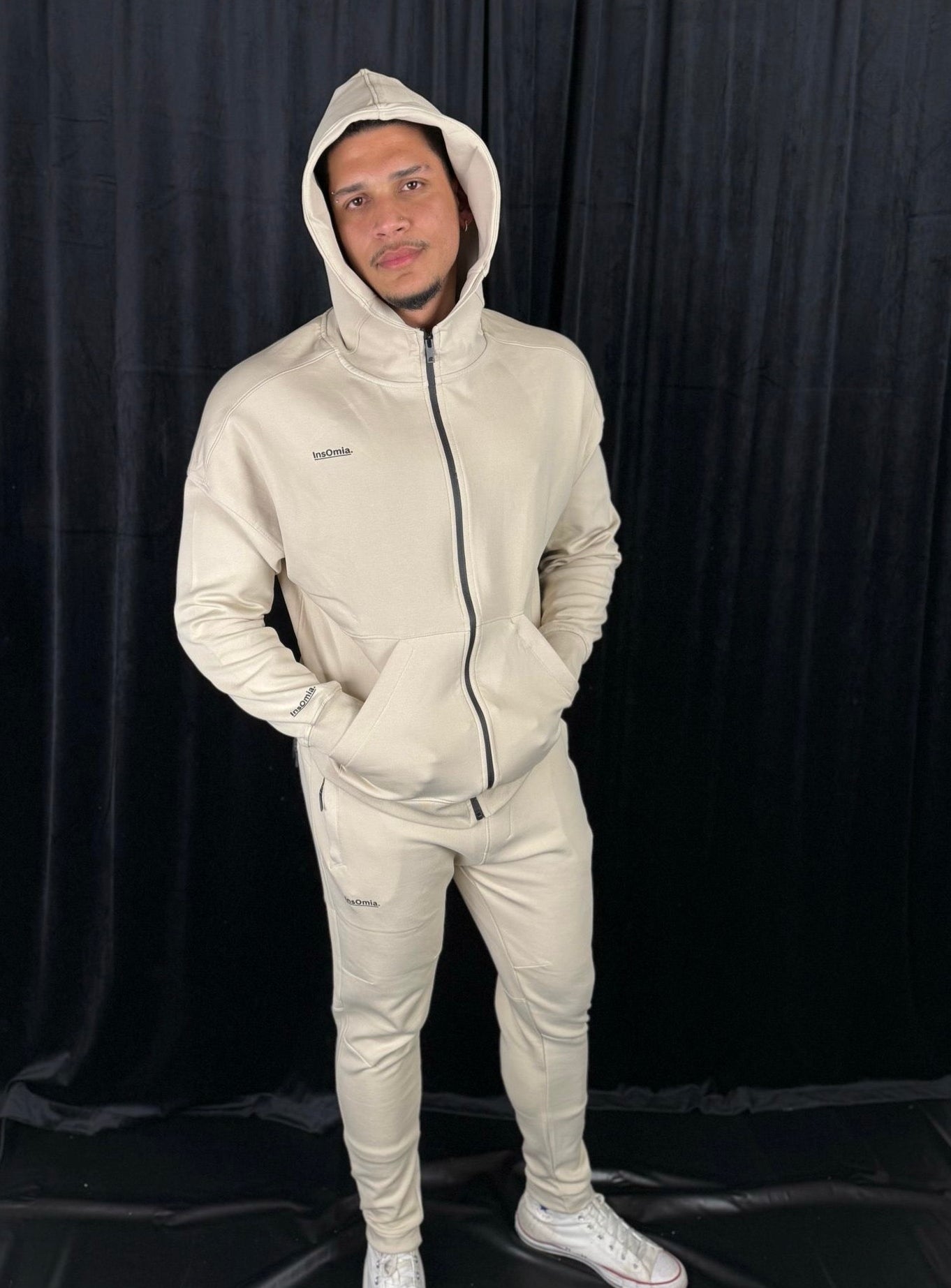 InsOmia Premium Signature Tracksuit – Comfort Meets Style