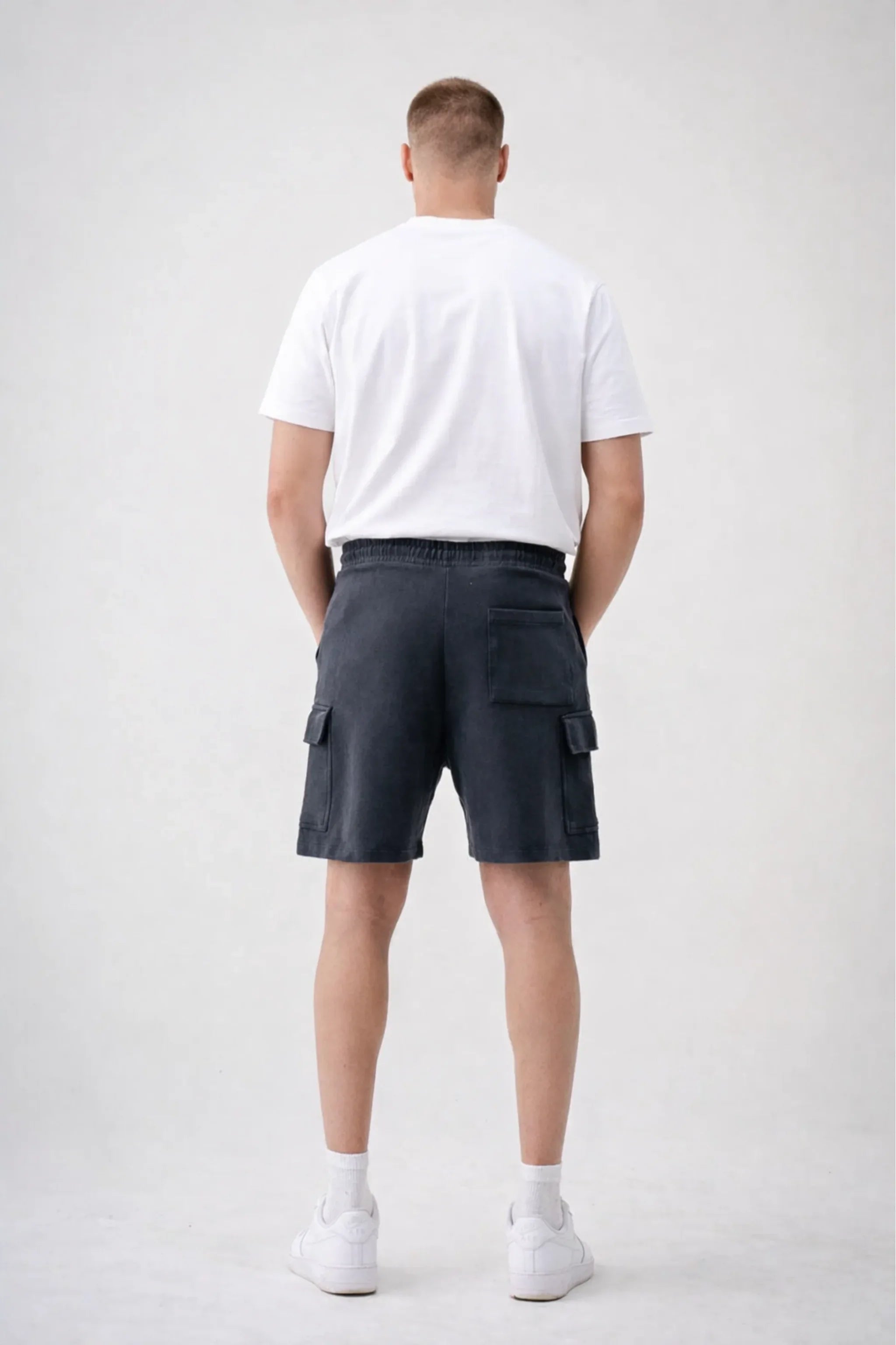 InsOmia Premium Gray Cargo Sweat Shorts – Relaxed Fit Streetwear Essential - InsOmia