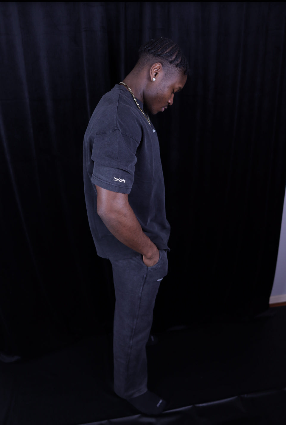 InsOmia Signature Heavyweight Oversize Black T-shirt