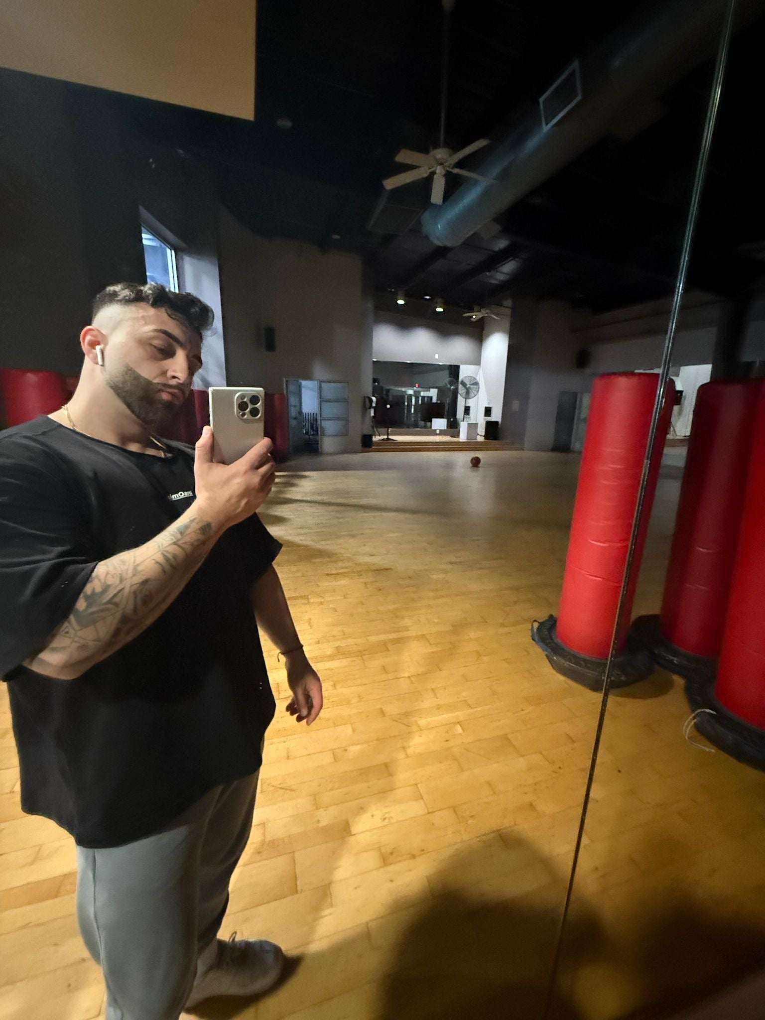 InsOmia signature Oversized Black Streetwear Tee