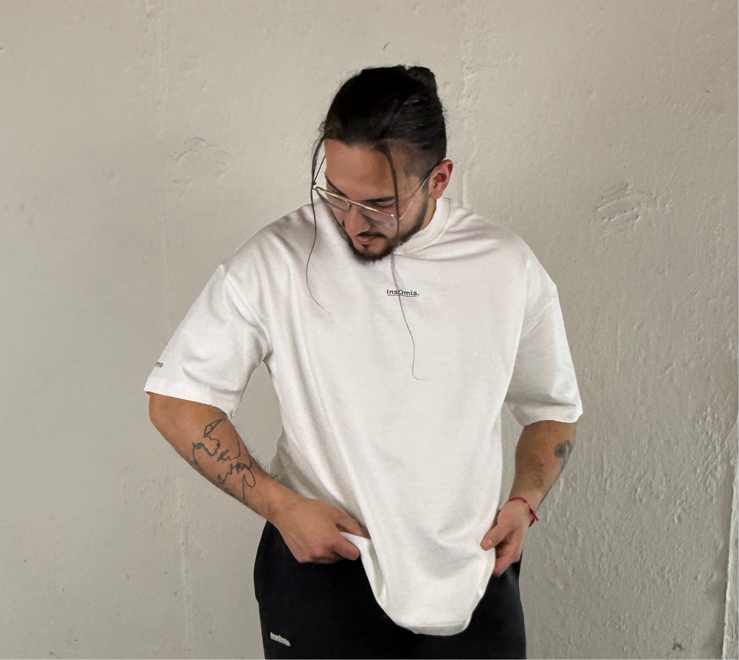 InsOmia Signature Heavyweight Oversize White T-shirt