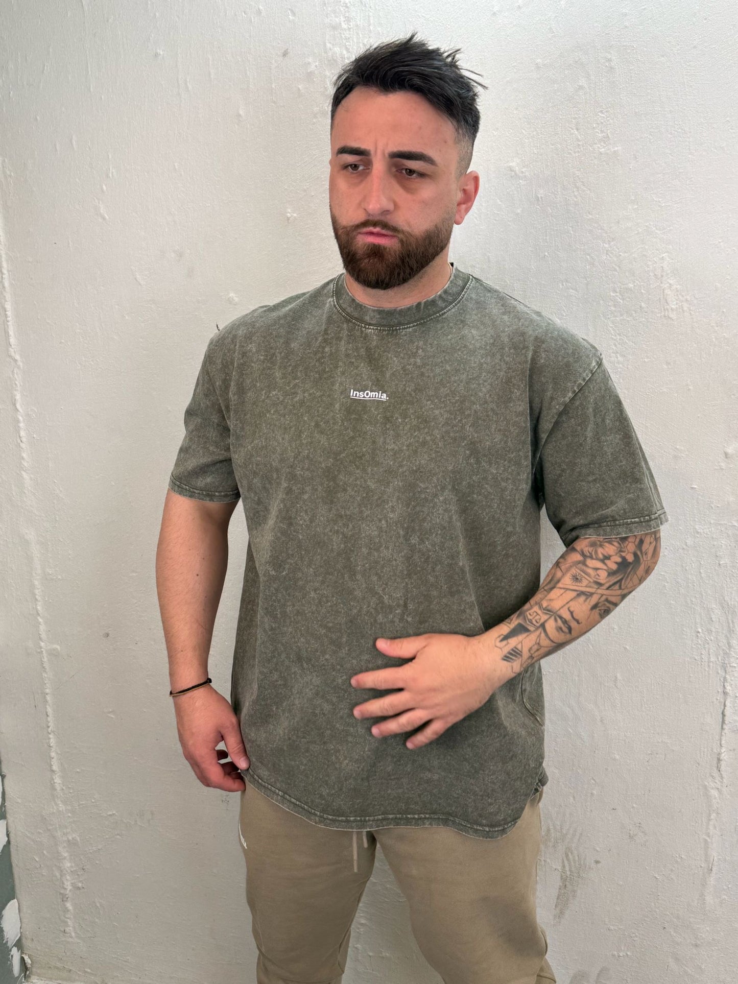 InsOmia Signature Garment Dyed t-shit 230GSM, Color Army Green