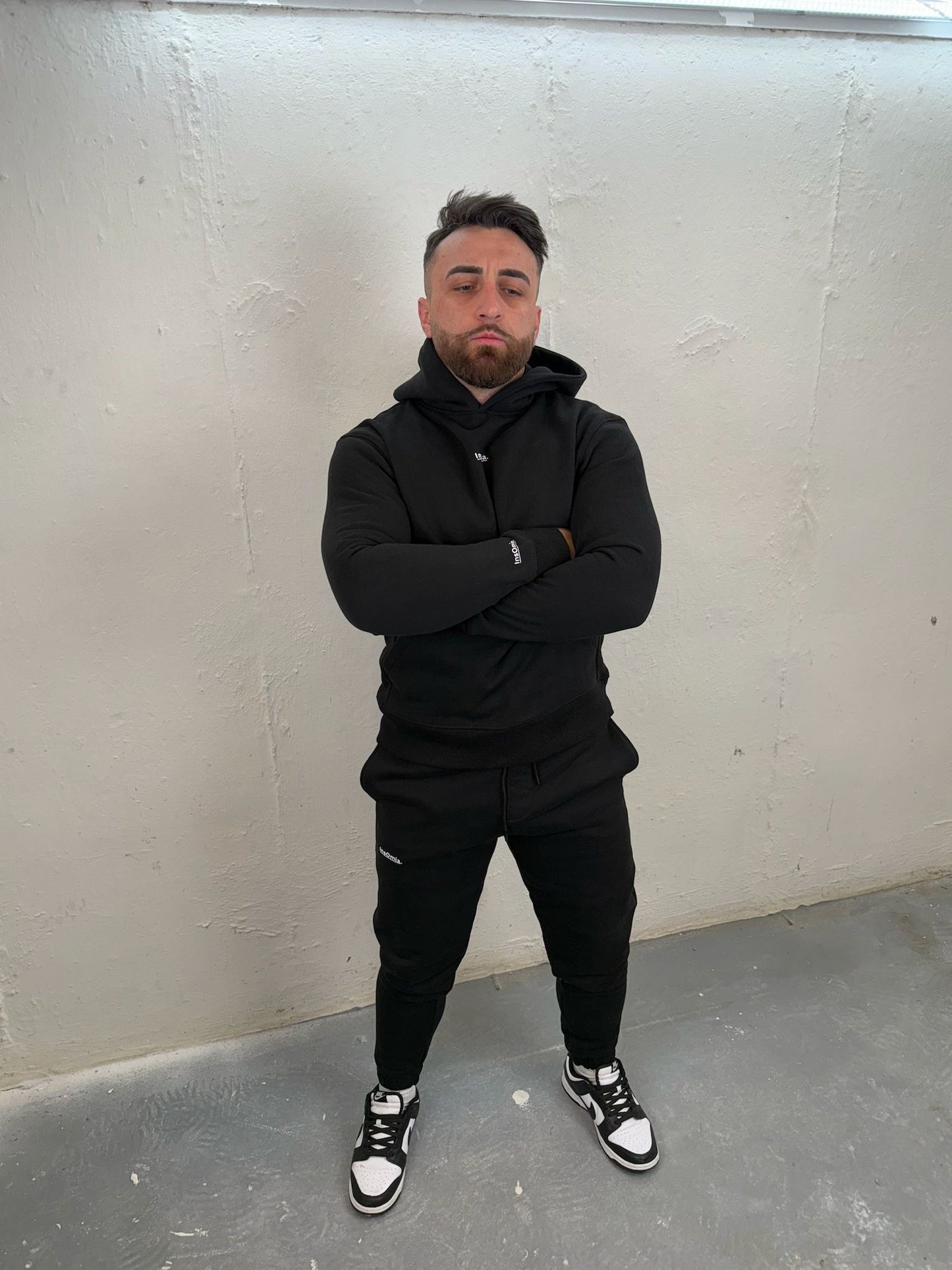 InsOmia Signature Heavyweight Fleece Sweatsuit set, Color Black