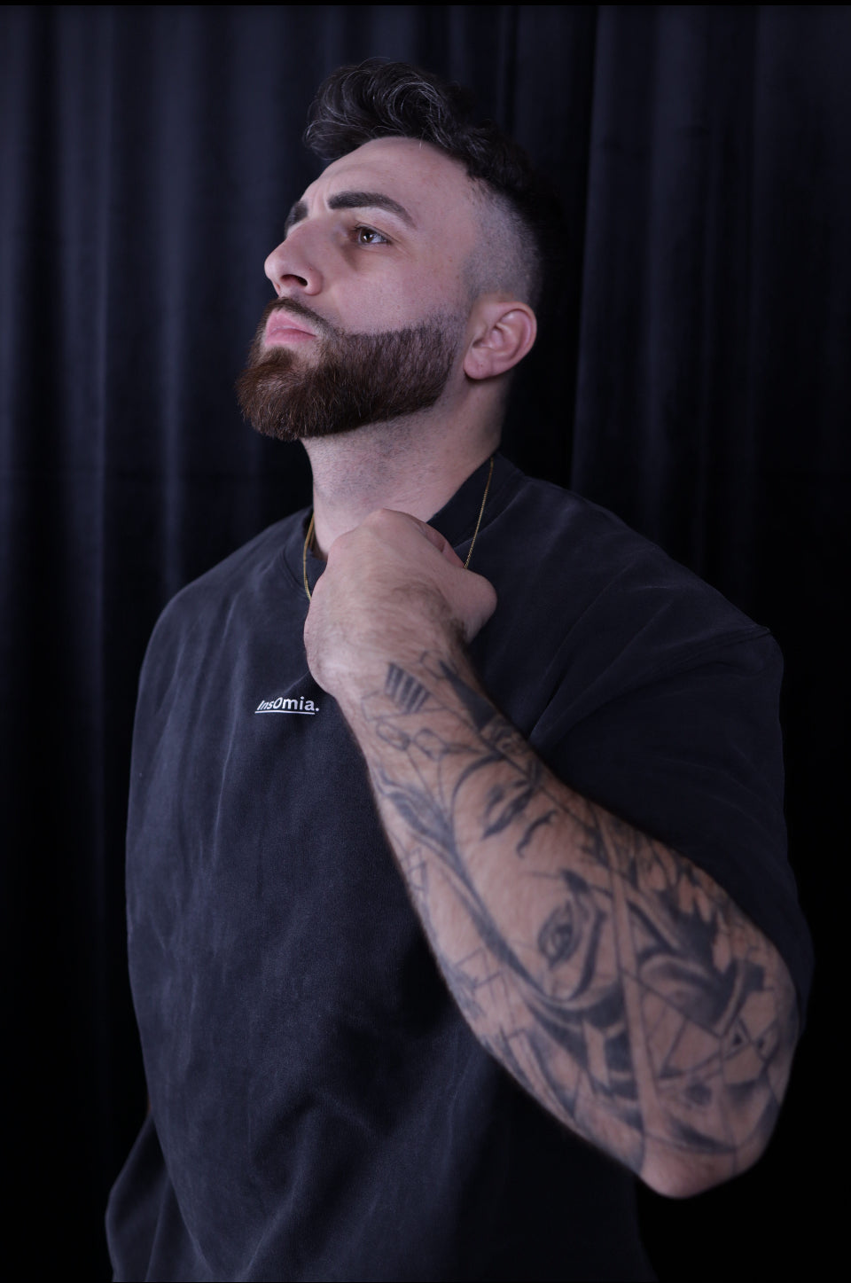 InsOmia Signature Heavyweight Oversize Black T-shirt