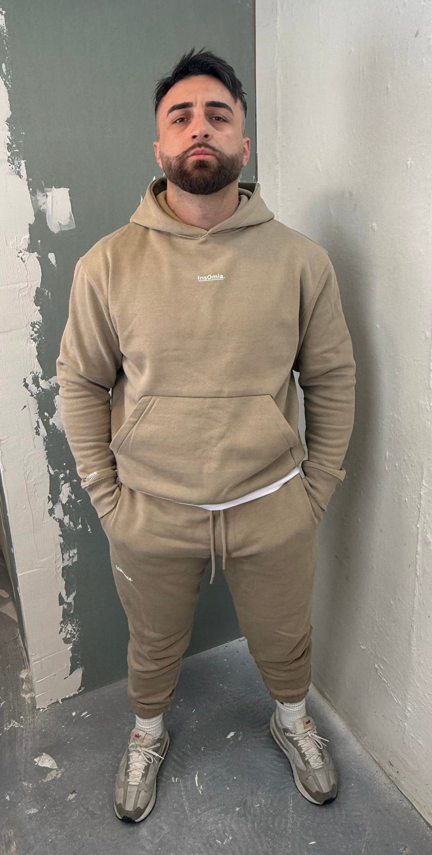 InsOmia Signature Heavyweight Fleece Sweatsuit set, Color Beige