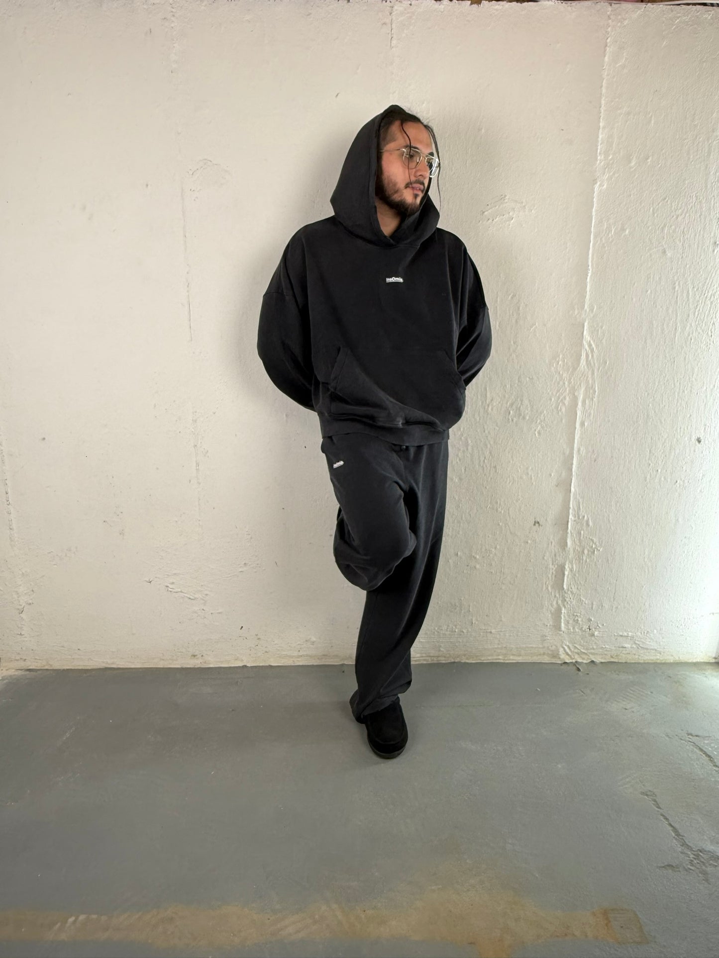 InsOmia Signature Heavyweight Fleece Sweatsuit set, Color Black