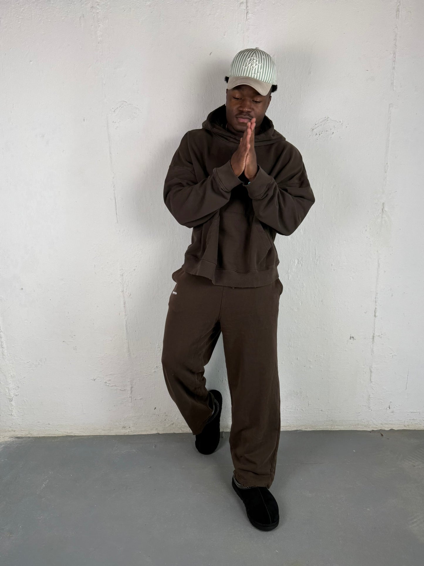 InsOmia Signature Heavyweight Oversized Sweatsuit, set, Color Brown