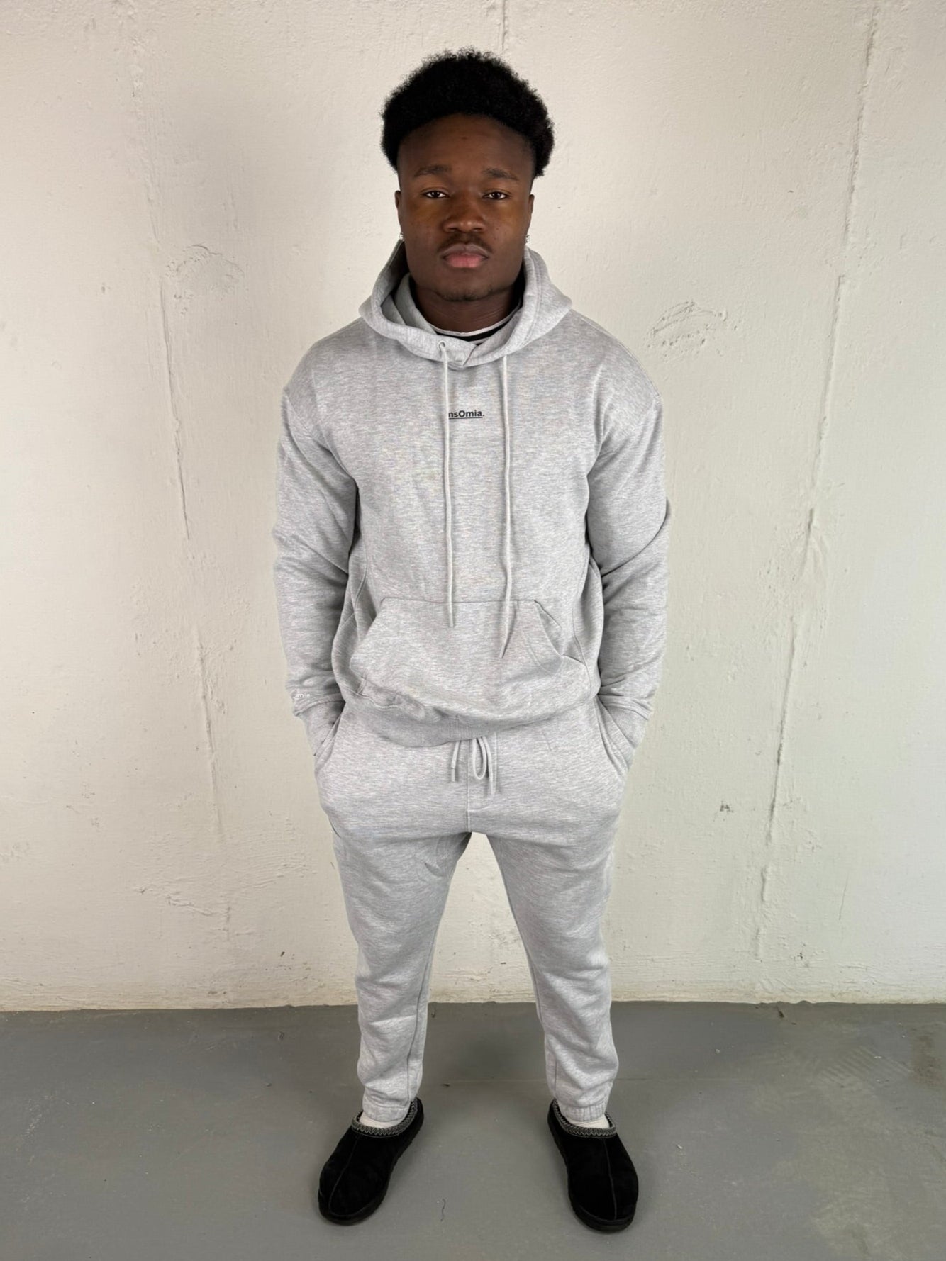InsOmia Signature Heavyweight Fleece Sweatsuit set, Color Grey