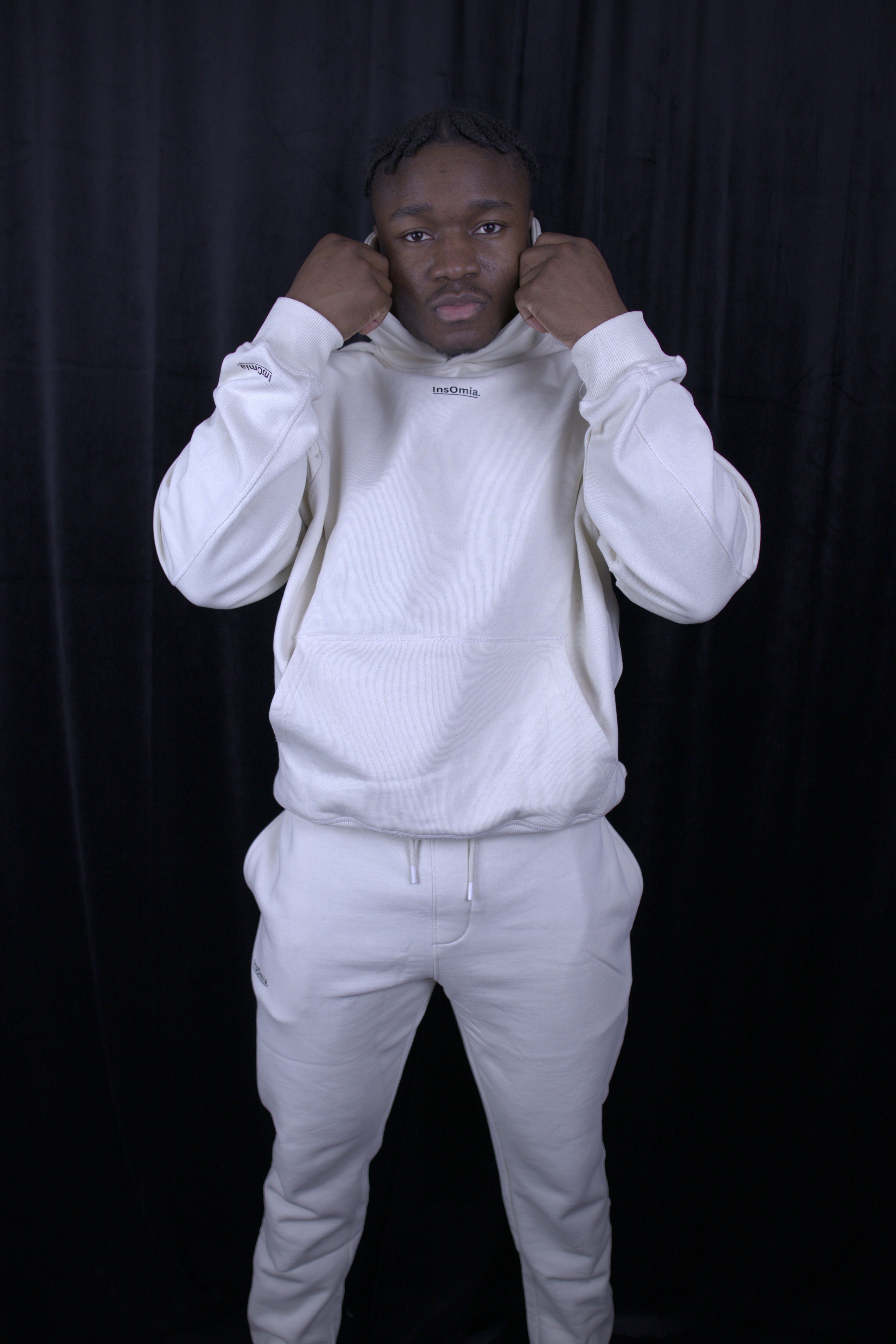 InsOmia Signature Heavyweight Fleece Sweatsuit set, Color Ivory