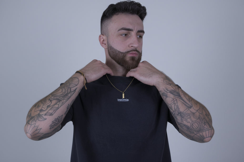 InsOmia Heavyweight Oversized Black T-shirt | Premium Streetwear
