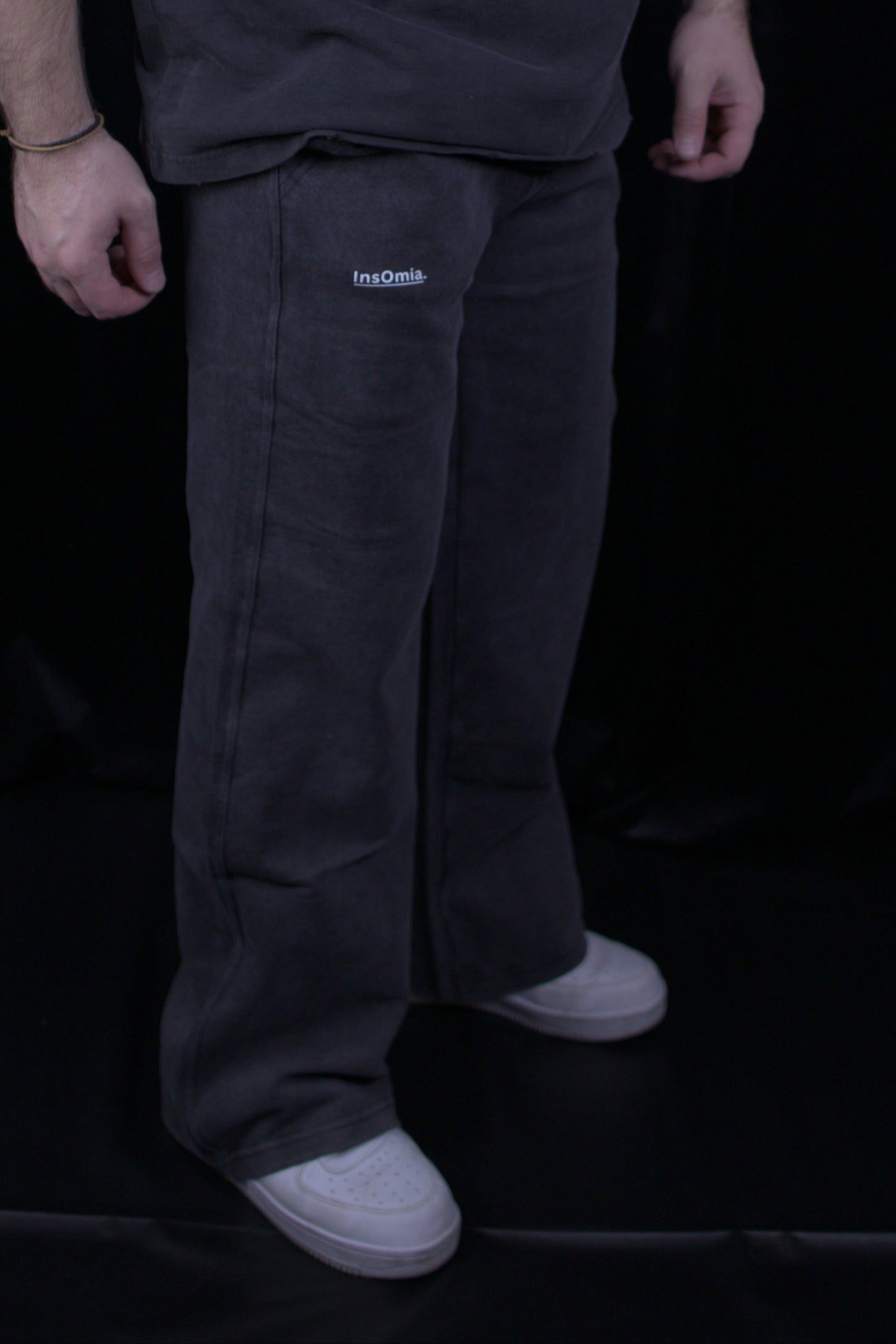 InsOmia Signature Sweatpants Color Black